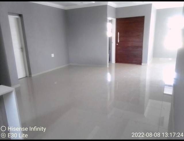 3 BEDROOM HOUSE FOR SALE IN THE ORCHARDS